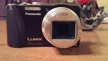 LUMIX 20x フルHDデジタルカメラ LUMIX 20x フルHDデジタルカメラ - メルカリ